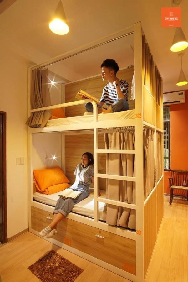 Bed in 8-Bed Mixed Dormitory Room